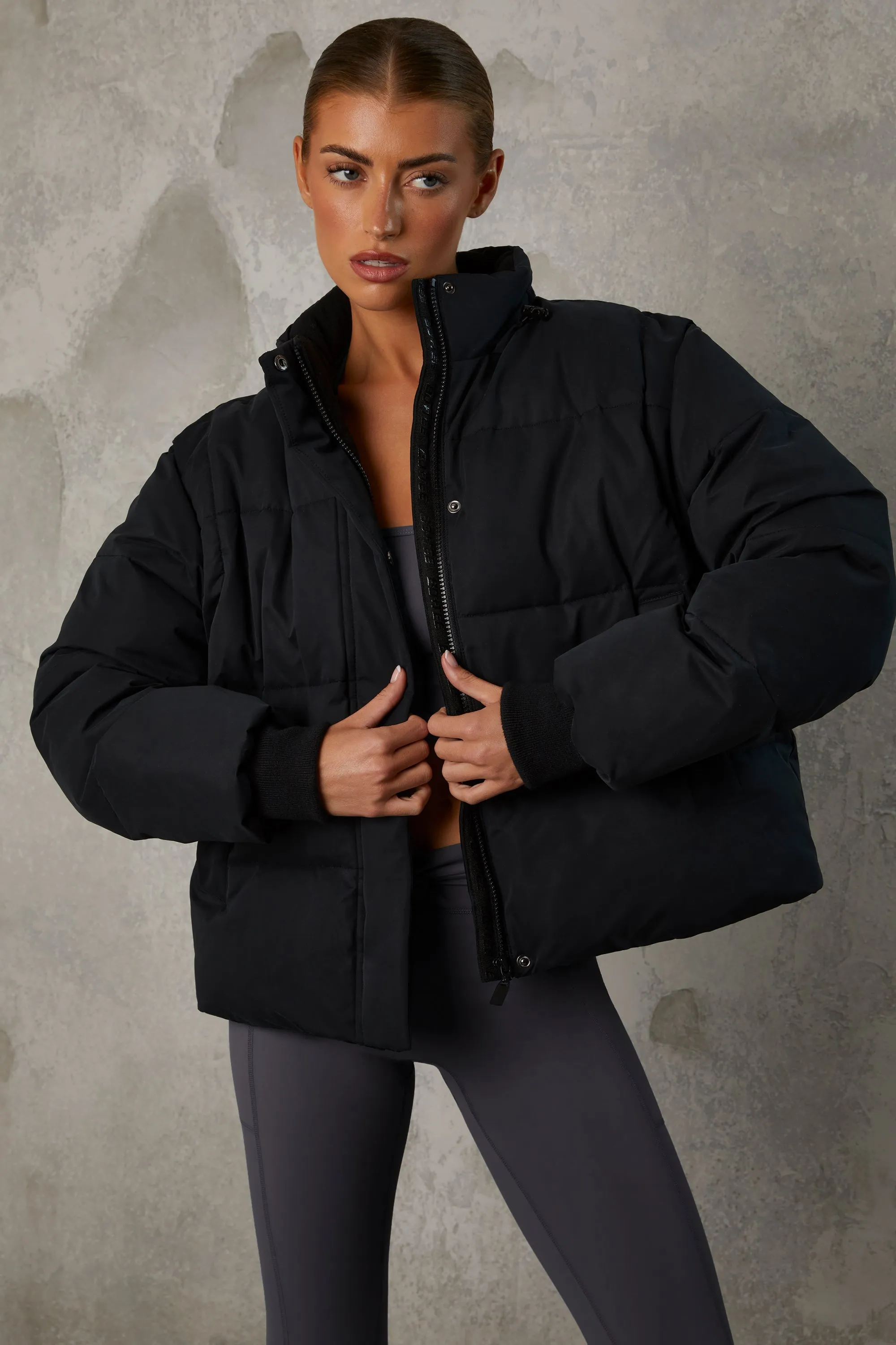 Cropped Puffer Jacket with Detachable Sleeves in Black