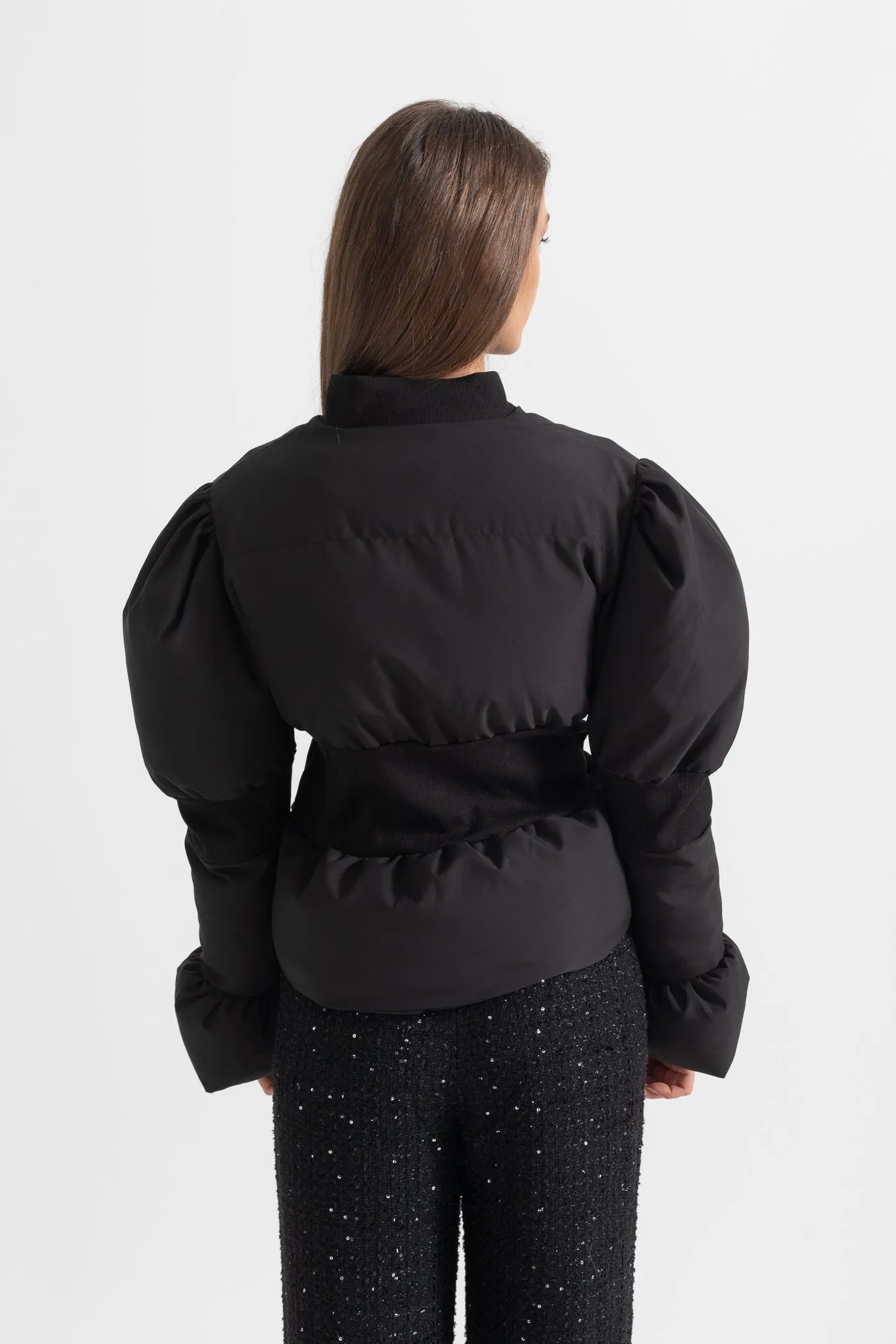 Cropped Puffer Jacket With Fitted Waistline - Black