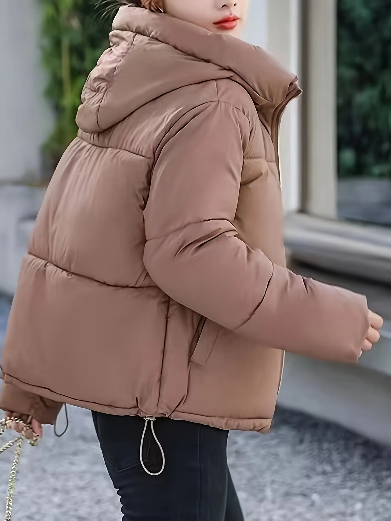 Elegant Short Puffer Winter Jacket with Hood for Women | Perfect for Outdoor Activities