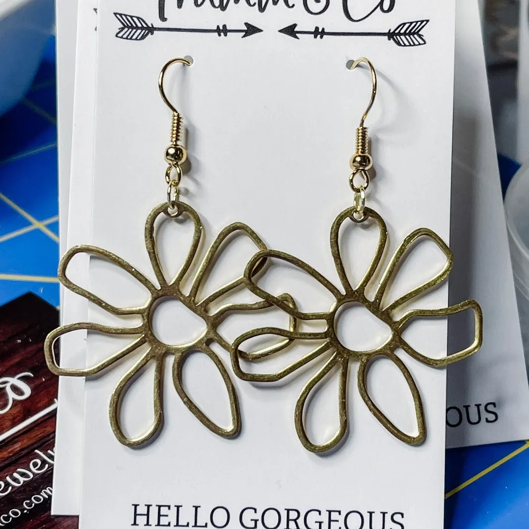 Flower|Raw Brass|Earrings|Dangle|Lightweight