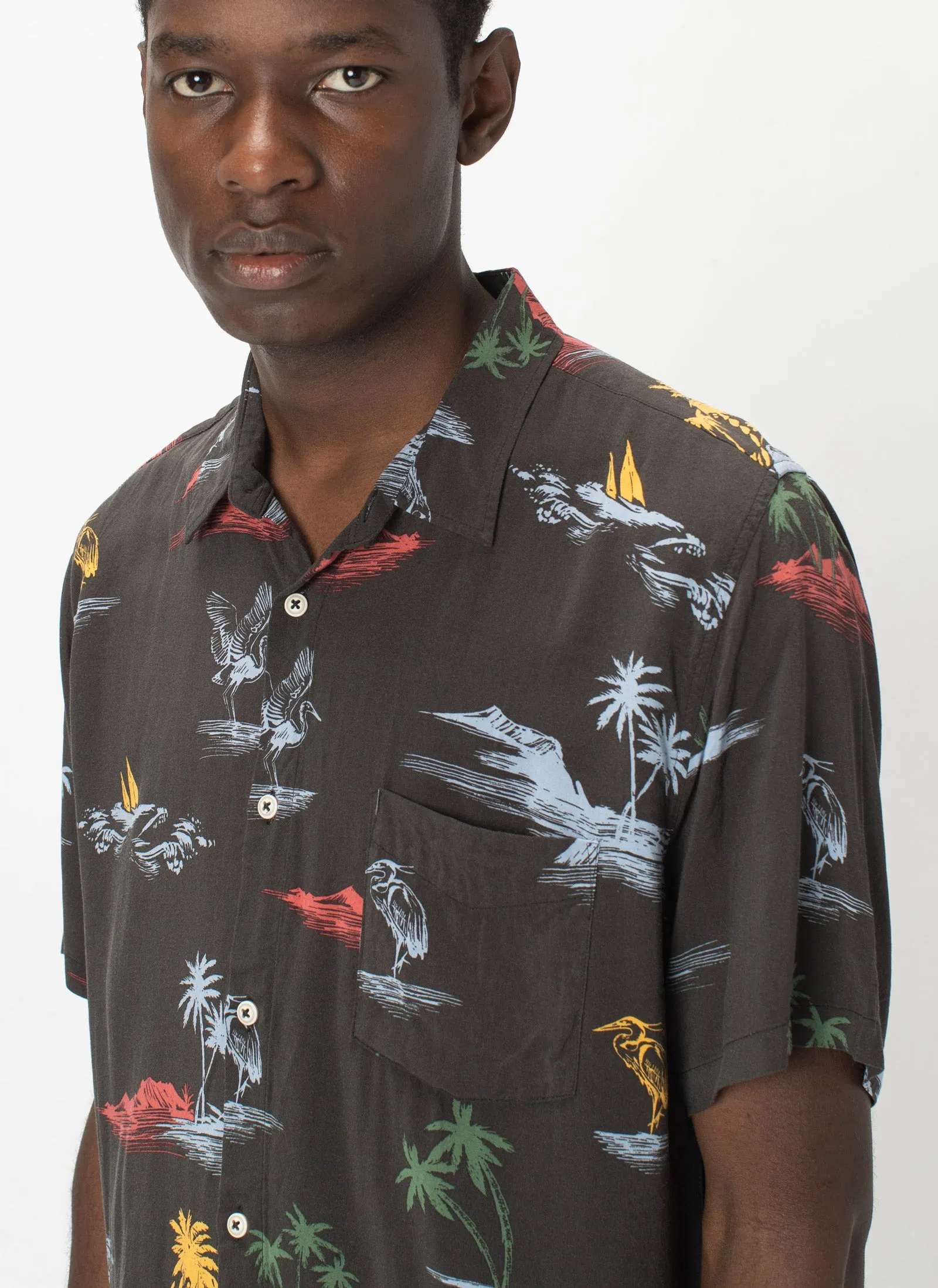 Holiday Short-Sleeve Shirt Black Islands