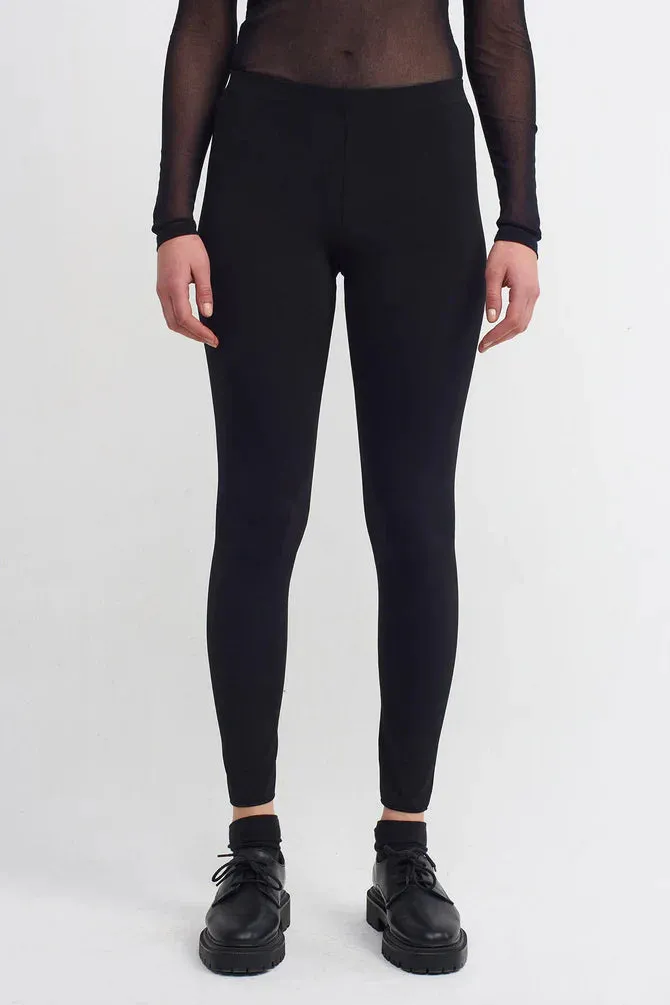 Nu Elasticated Waist Solid Leggings Black