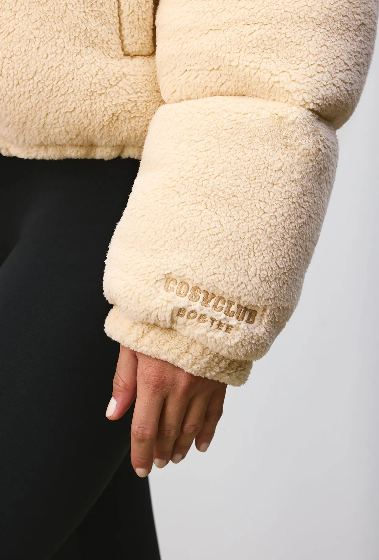 Puffer Jacket in Cashmere