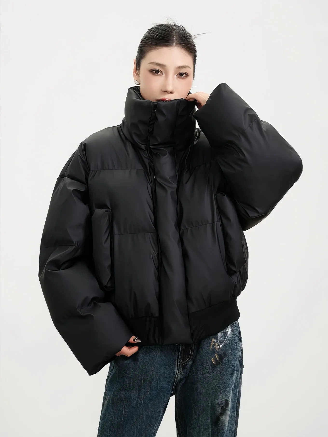 Puffer Jacket with Ribbed Hem and Zippered Pockets