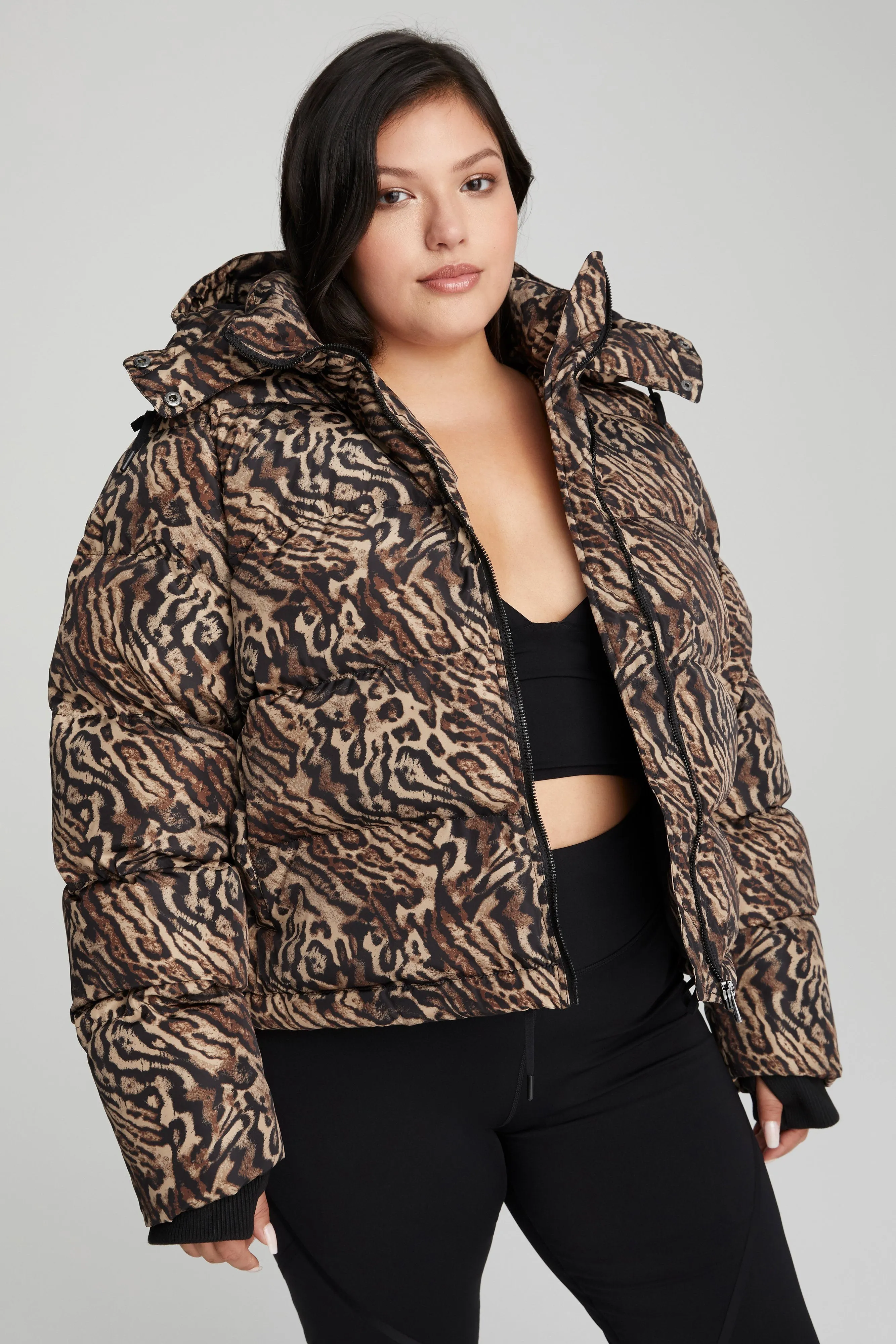 STATEMENT PUFFER | JAGUAR001