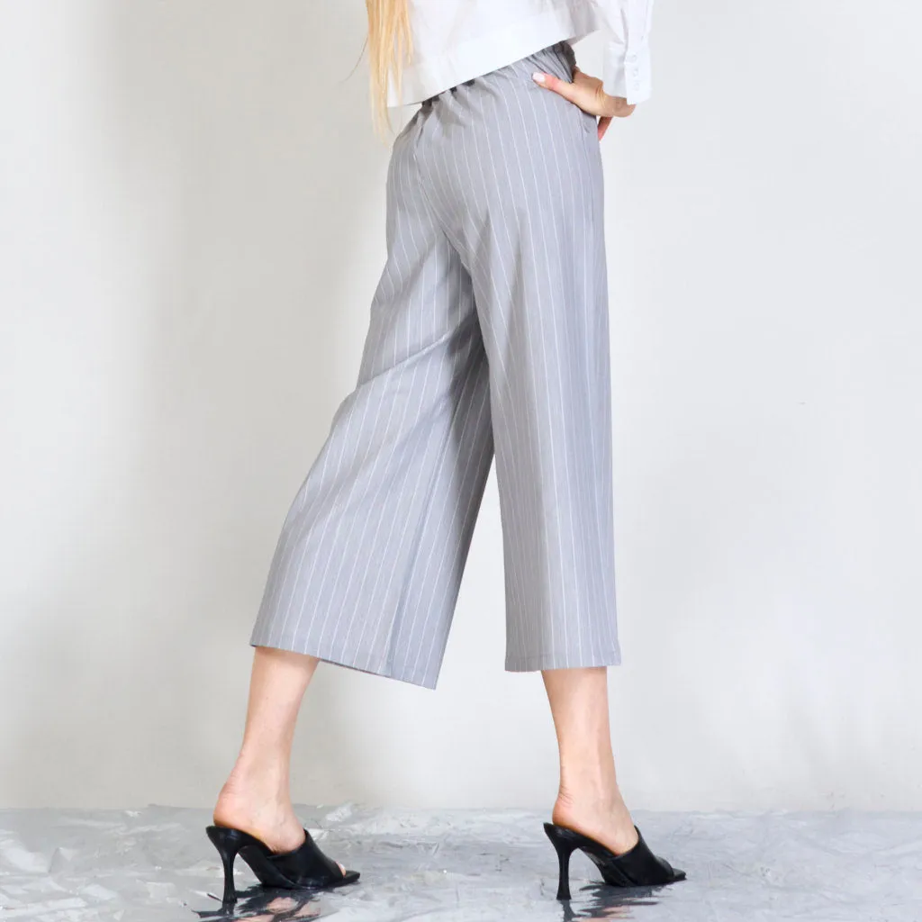 Stripped cropped pants wholesale