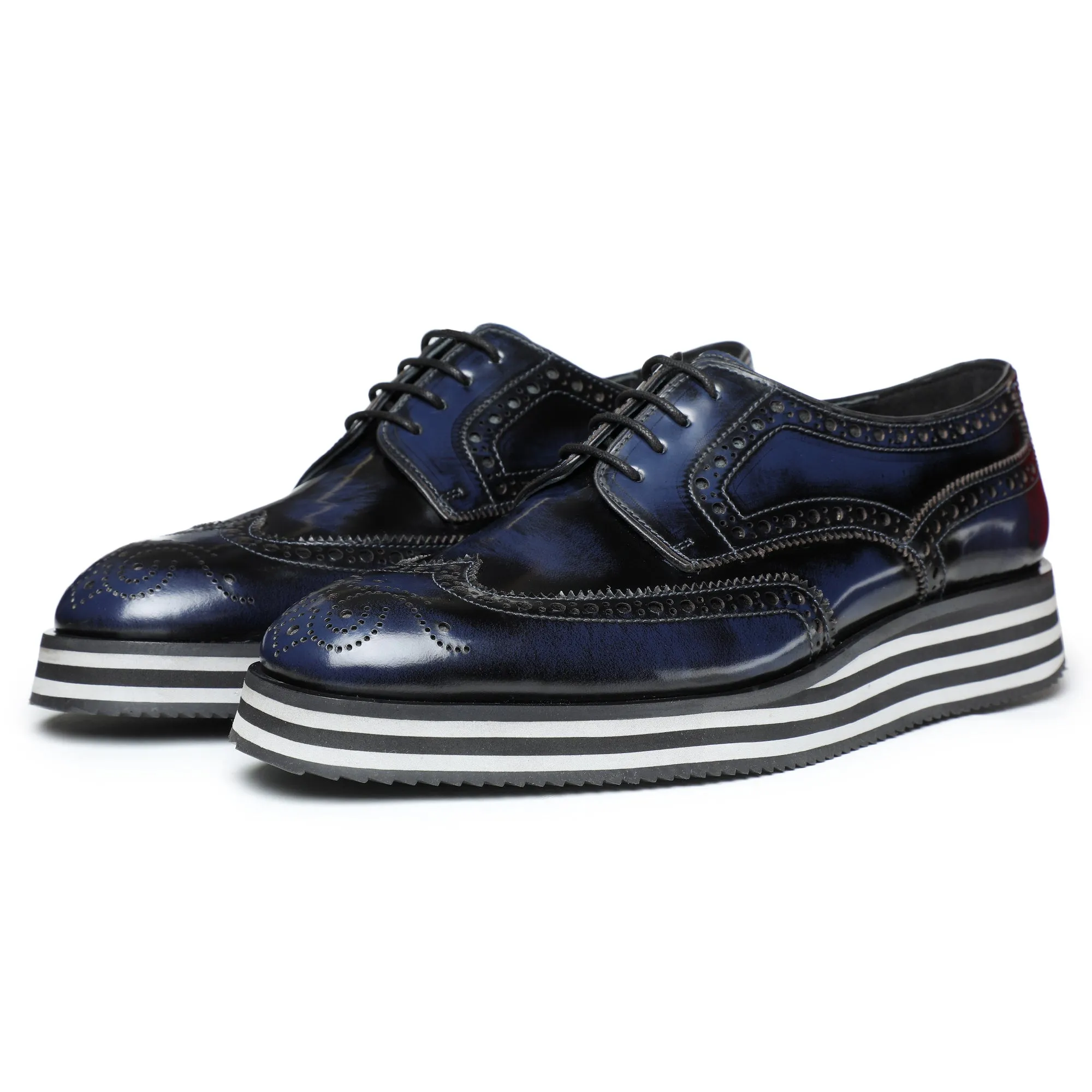 Wingtip Sneakers- Brush Off Navy